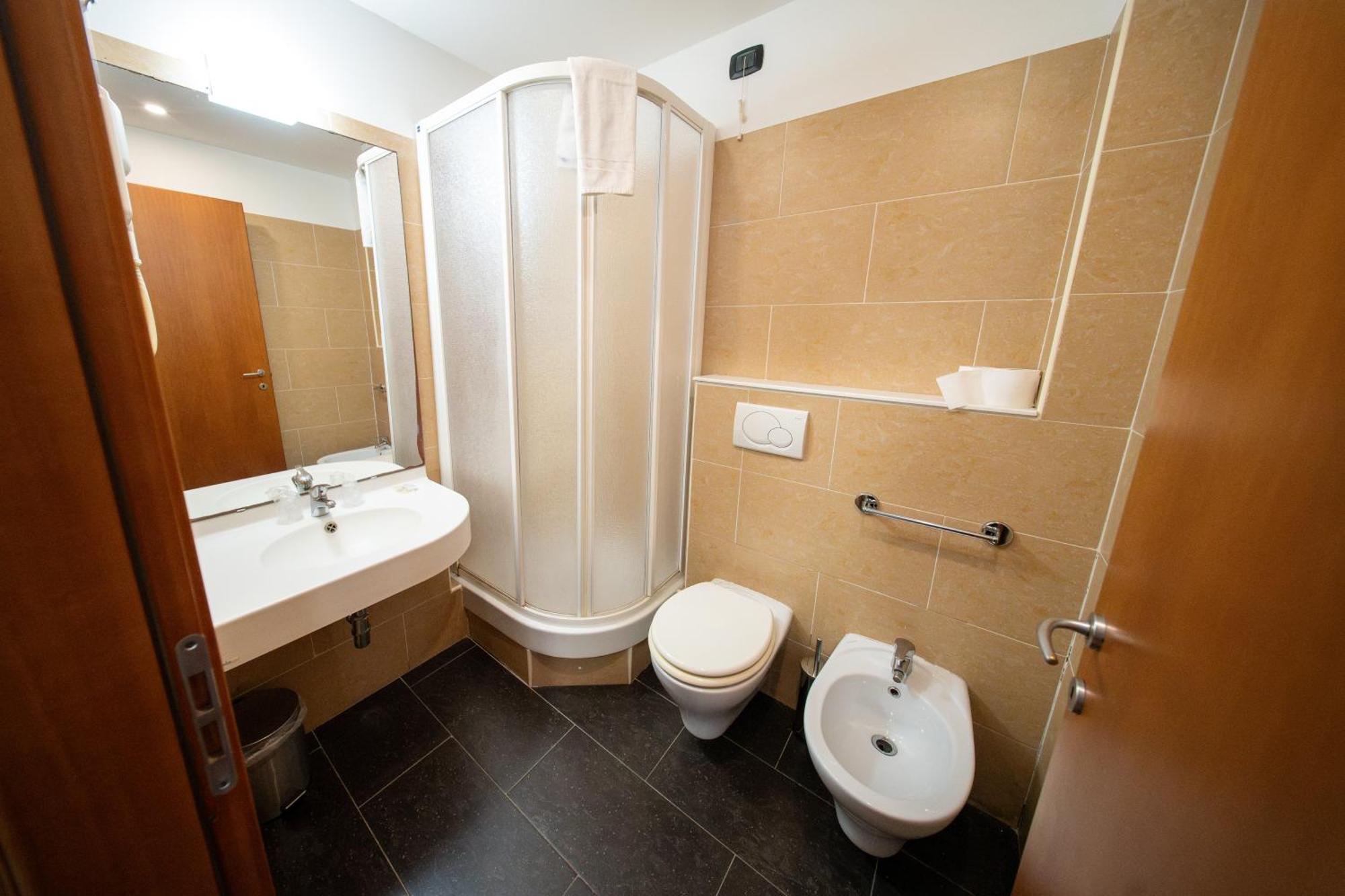 Hotel Residence Sestriere Moncalieri Ngoại thất bức ảnh